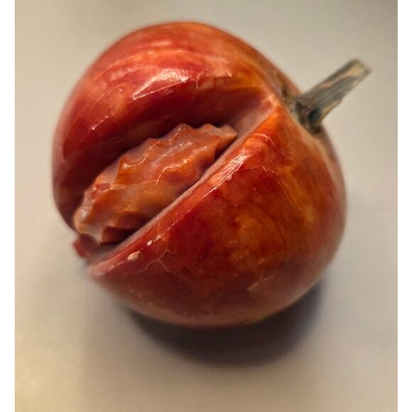 Vintage Italian Marble Peach Carved with Pit showing. MCM - Picture 6 of 8